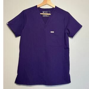 Women's XS Figs Catarina One Pocket Scrub Top Digital Grape Short Sleeve Purple